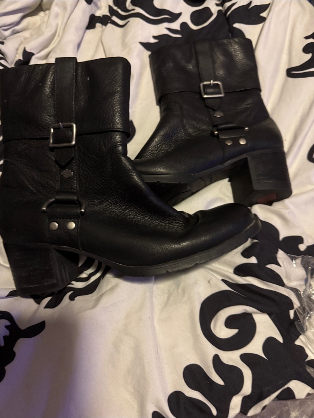 Harley-Davidson Black Leather Buckle Ankle Boots with Mid Heel
